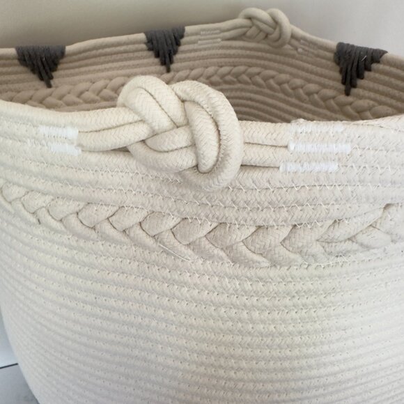 Brand New Large Blanket Basket 22"x16" Gray&Cream White - Picture 10 of 11